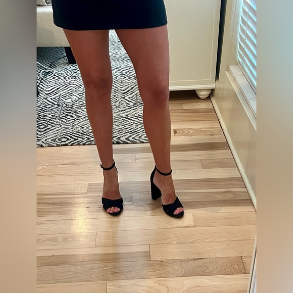 Sam Edelman Yancy Ankle Strap Sandal Heel - Picture 6 of 7